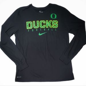 The Nike Tee Oregon Ducks Football Long Sleeve T-Shirt Size XL